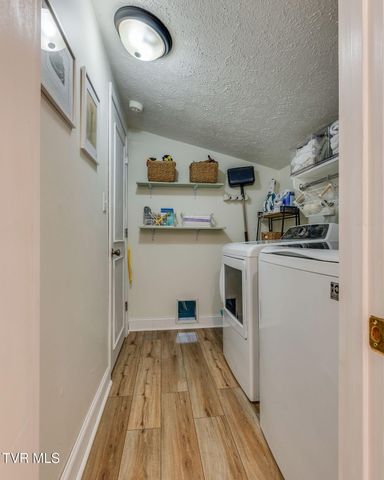 809 North Boone Street, Johnson City, TN 37604