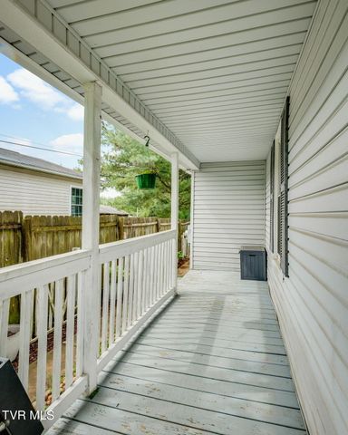 809 North Boone Street, Johnson City, TN 37604