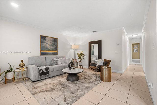 4270 NW 20th Ave, Oakland Park, FL 33309