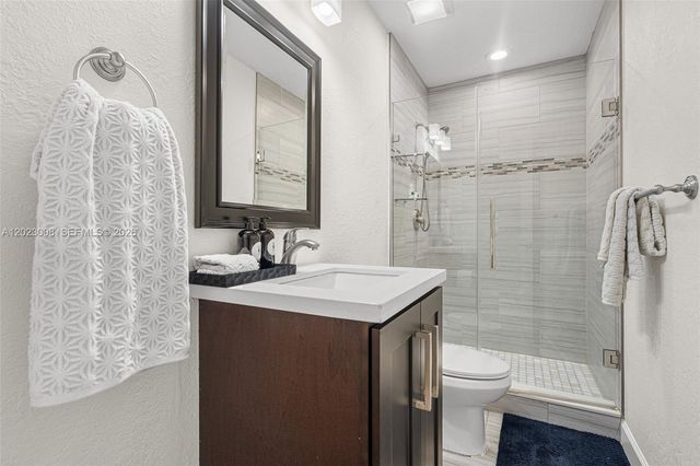4270 NW 20th Ave, Oakland Park, FL 33309