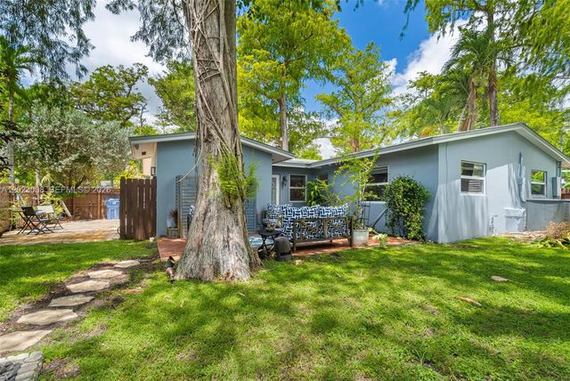 4270 NW 20th Ave, Oakland Park, FL 33309