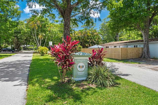 4270 NW 20th Ave, Oakland Park, FL 33309