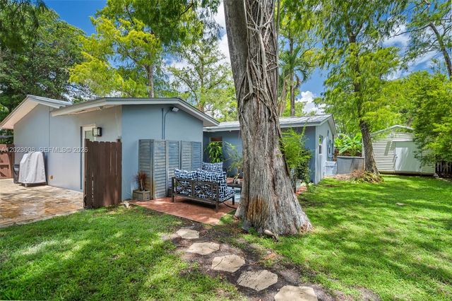 4270 NW 20th Ave, Oakland Park, FL 33309