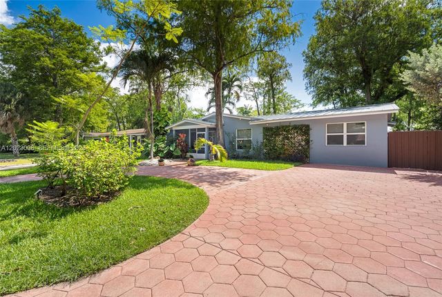 4270 NW 20th Ave, Oakland Park, FL 33309