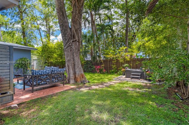 4270 NW 20th Ave, Oakland Park, FL 33309