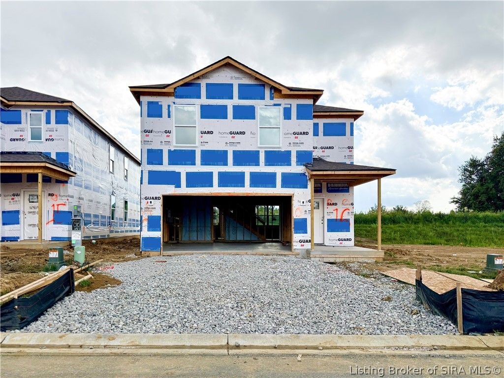 3030 Grace Marie Way, New Albany, IN 47150