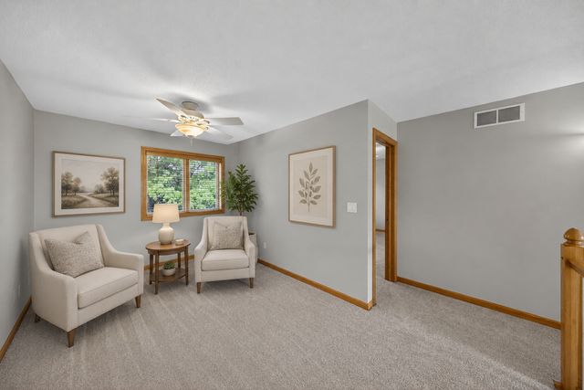 1011 Golfers Ct SE, Rochester, MN 55904