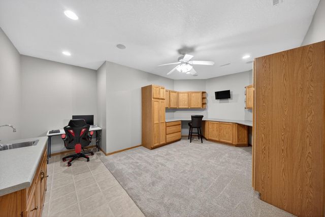1011 Golfers Ct SE, Rochester, MN 55904