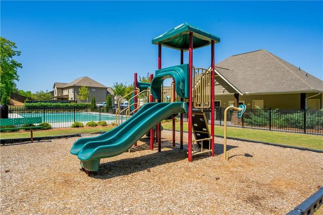 2649 Ogden Trail, Buford, GA 30519