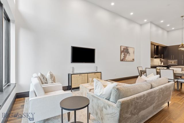 315 N Tracy Avenue 107, Bozeman, MT 59715