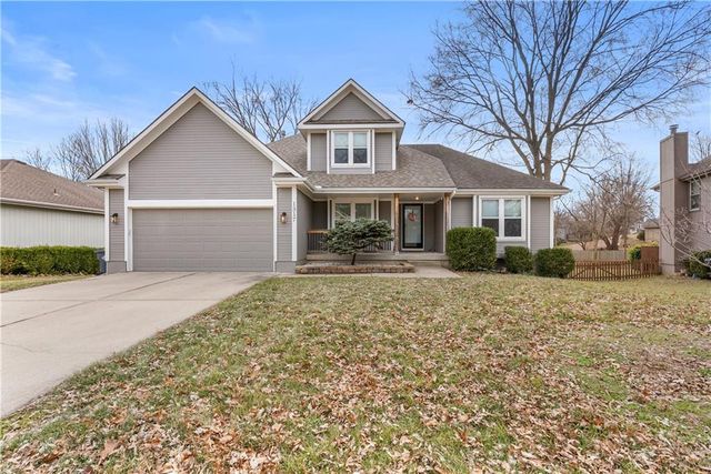1317 NE Quail Walk Drive, Blue Springs, MO 64014