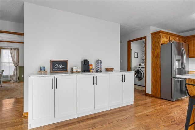 1317 NE Quail Walk Drive, Blue Springs, MO 64014