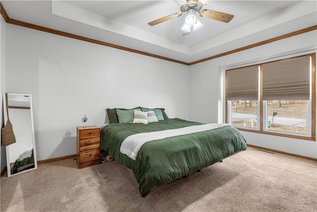 1317 NE Quail Walk Drive, Blue Springs, MO 64014