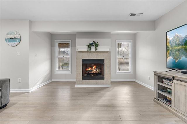 1317 NE Quail Walk Drive, Blue Springs, MO 64014