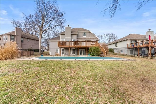 1317 NE Quail Walk Drive, Blue Springs, MO 64014