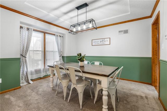 1317 NE Quail Walk Drive, Blue Springs, MO 64014