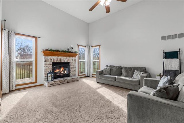 1317 NE Quail Walk Drive, Blue Springs, MO 64014