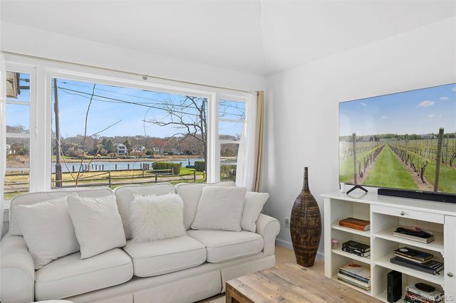 21 E Shore Drive, Southampton, NY 11968