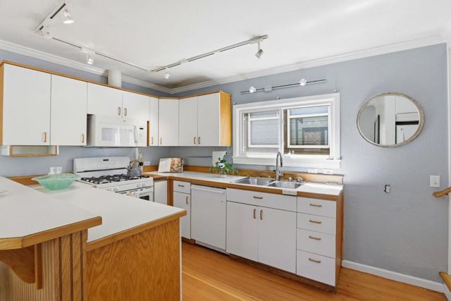 348 Mendocino Street, Brisbane, CA 94005