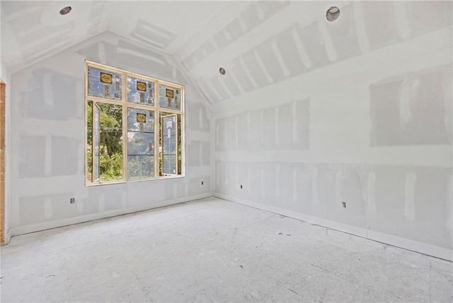 5214 W 66th Terrace, Prairie Village, KS 66208