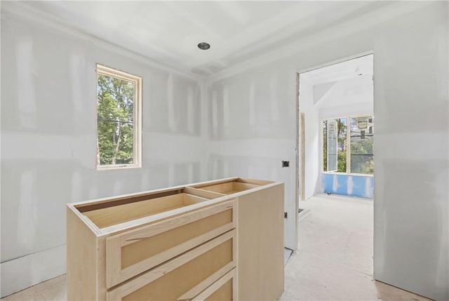 5214 W 66th Terrace, Prairie Village, KS 66208