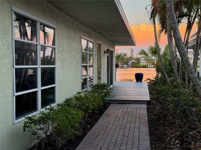 1374 MOONMIST DRIVE B1, Sarasota, FL 34242