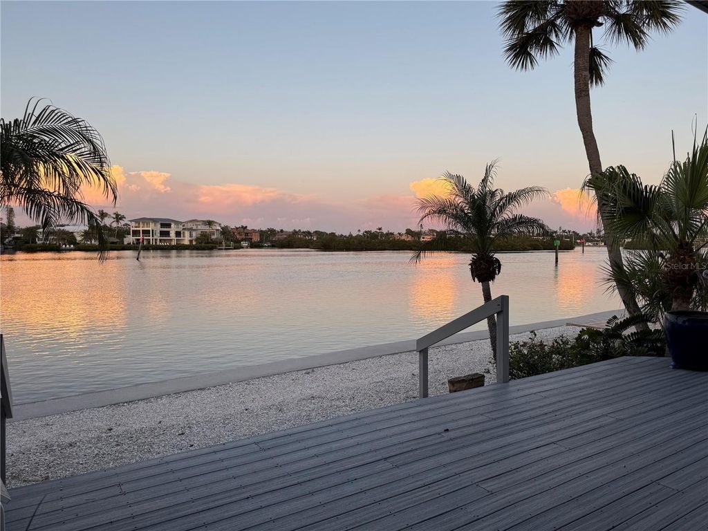 1374 MOONMIST DRIVE B1, Sarasota, FL 34242