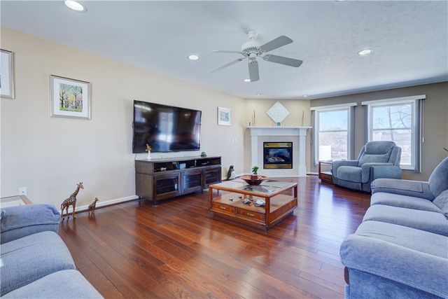 440 Old Country Road, Greece, NY 14612