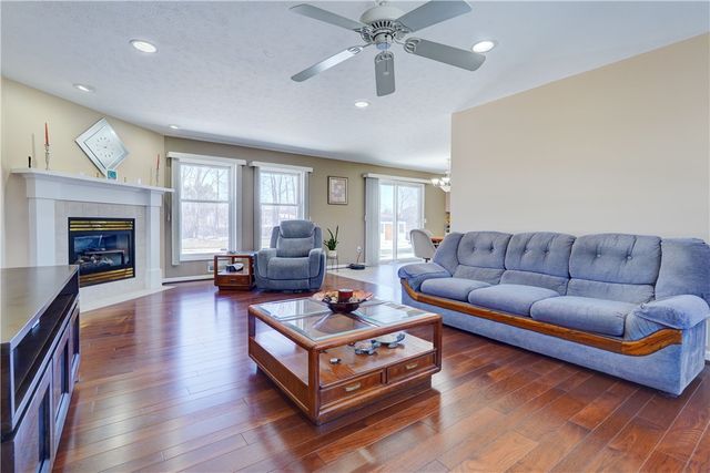 440 Old Country Road, Greece, NY 14612