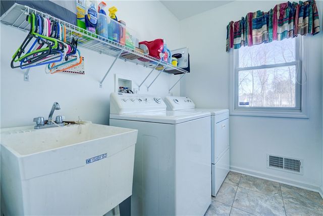 440 Old Country Road, Greece, NY 14612