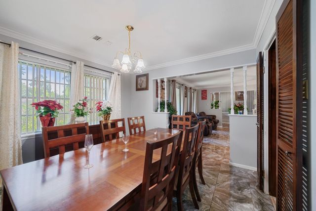 1102 Glouchester Lane, Houston, TX 77073