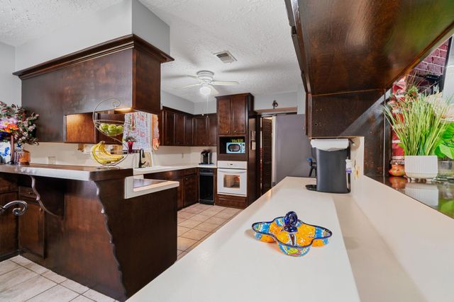 1102 Glouchester Lane, Houston, TX 77073