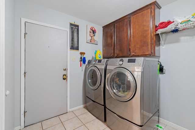 1102 Glouchester Lane, Houston, TX 77073