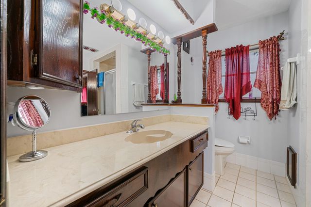 1102 Glouchester Lane, Houston, TX 77073