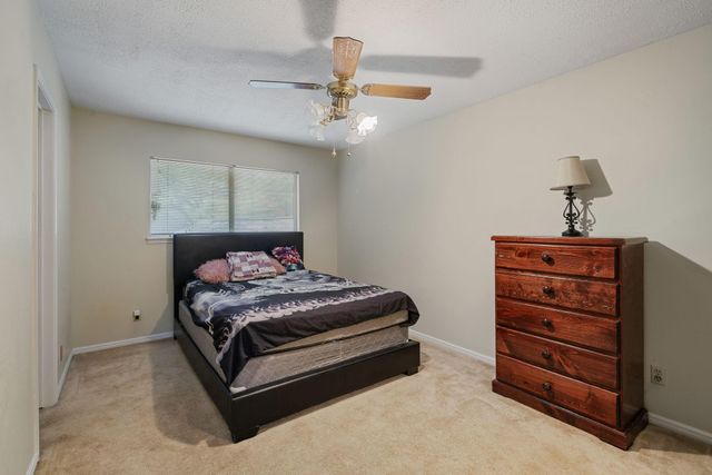 1102 Glouchester Lane, Houston, TX 77073