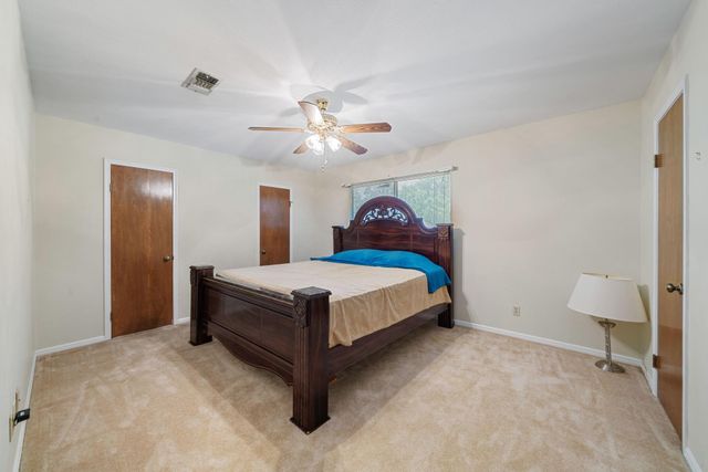 1102 Glouchester Lane, Houston, TX 77073