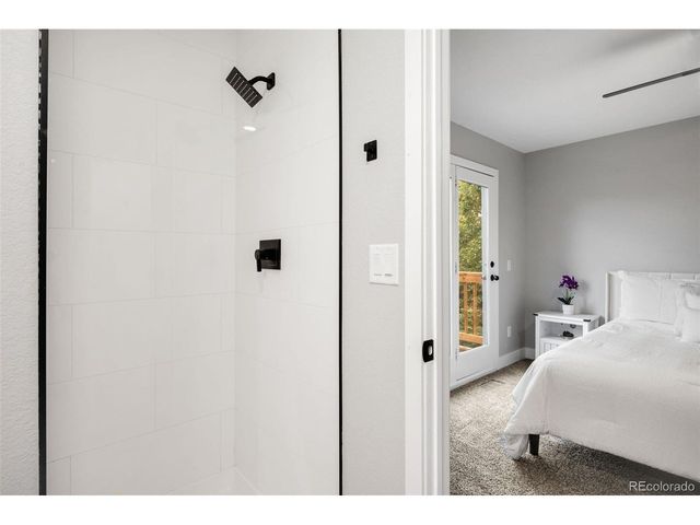 9809 Rosewalk Dr, Highlands Ranch, CO 80129