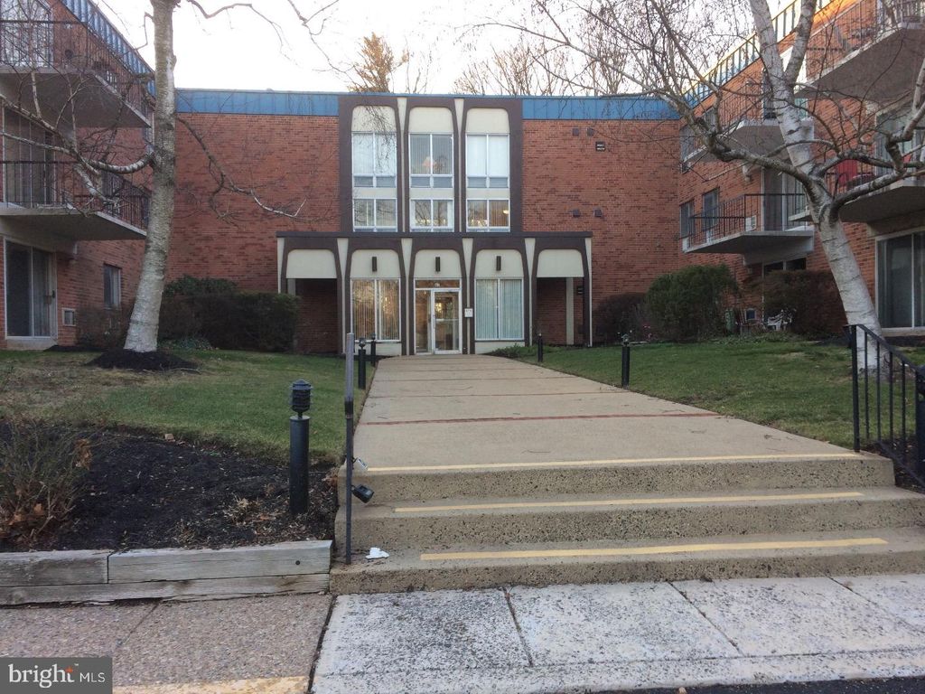 120 N BETHLEHEM PIKE #301-A, Fort Washington, PA 19034