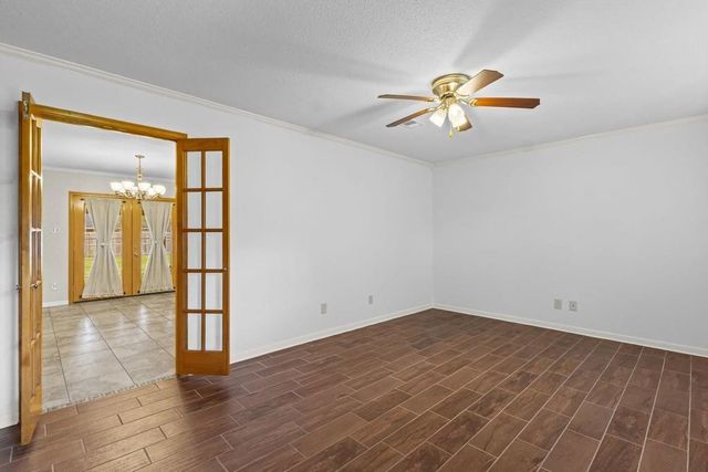 5263 Old Highway 87, Orange, TX 77632