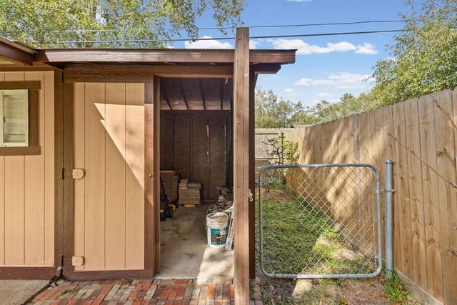 5263 Old Highway 87, Orange, TX 77632