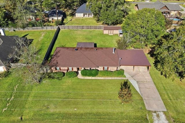 5263 Old Highway 87, Orange, TX 77632