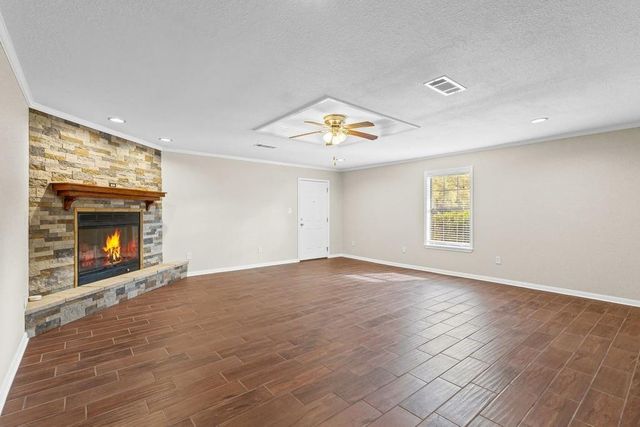 5263 Old Highway 87, Orange, TX 77632