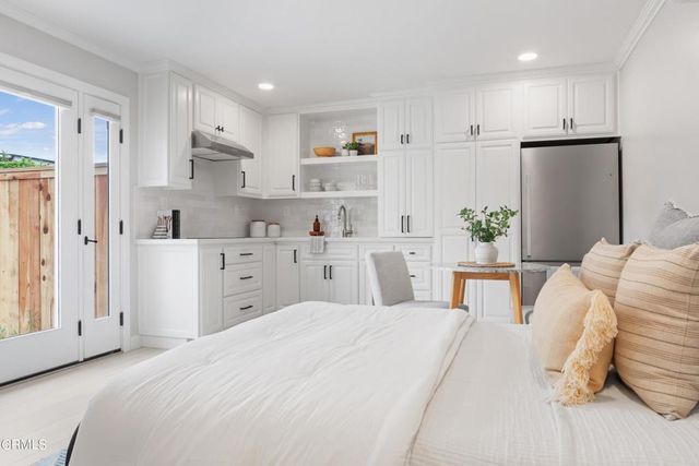 280 E Loop Drive B, Camarillo, CA 93010