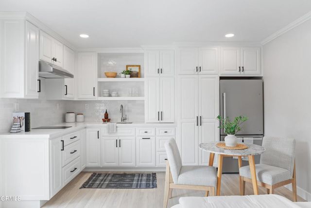 280 E Loop Drive B, Camarillo, CA 93010