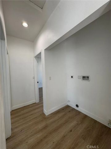 4721 W Oakfield, Santa Ana, CA 92703