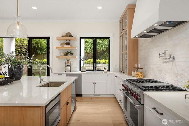 10415 SE 13th Street, Bellevue, WA 98004