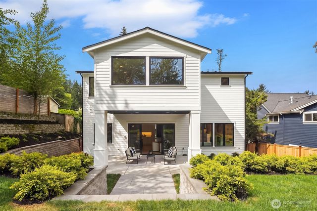 10415 SE 13th Street, Bellevue, WA 98004