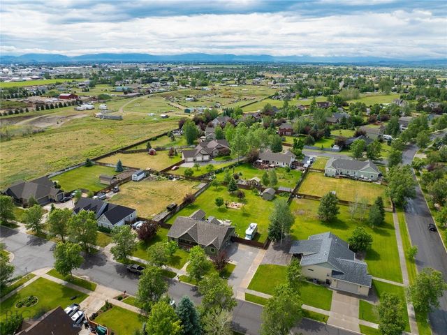 158 Harvester Lane, Belgrade, MT 59714