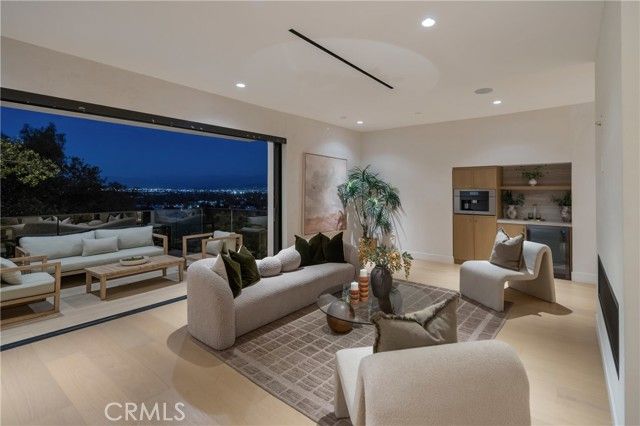 3596 Woodhill Canyon, Studio City (los Angeles), CA 91604