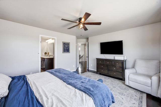 1307 30th Avenue W, West Fargo, ND 58078